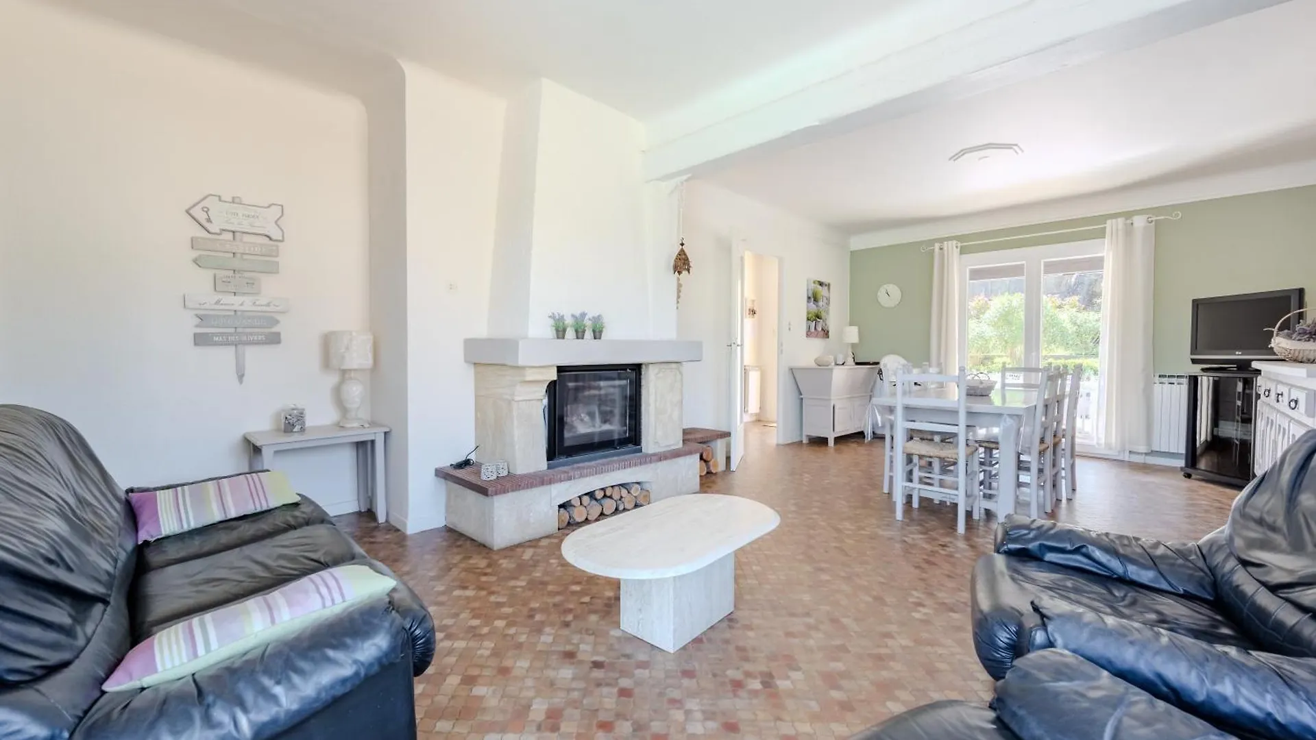 Holiday home Lou Vaou - Maison Climatisee Avec Piscine Carces